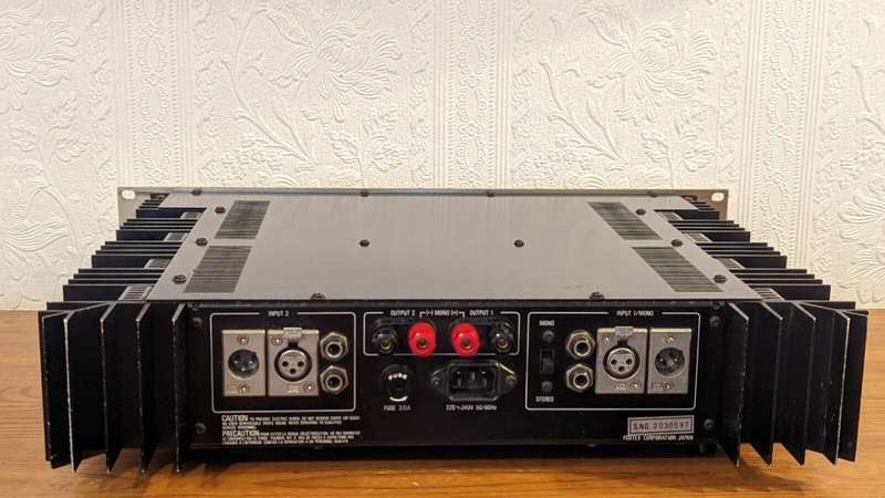 Fostex FTX 300 Amplifier (HSR Dec 83)